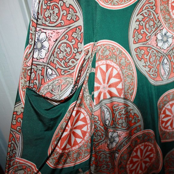 LIMITED TIME SALE: Green and Orange Boho Mini Dress Size 3XL - Picture 6 of 10